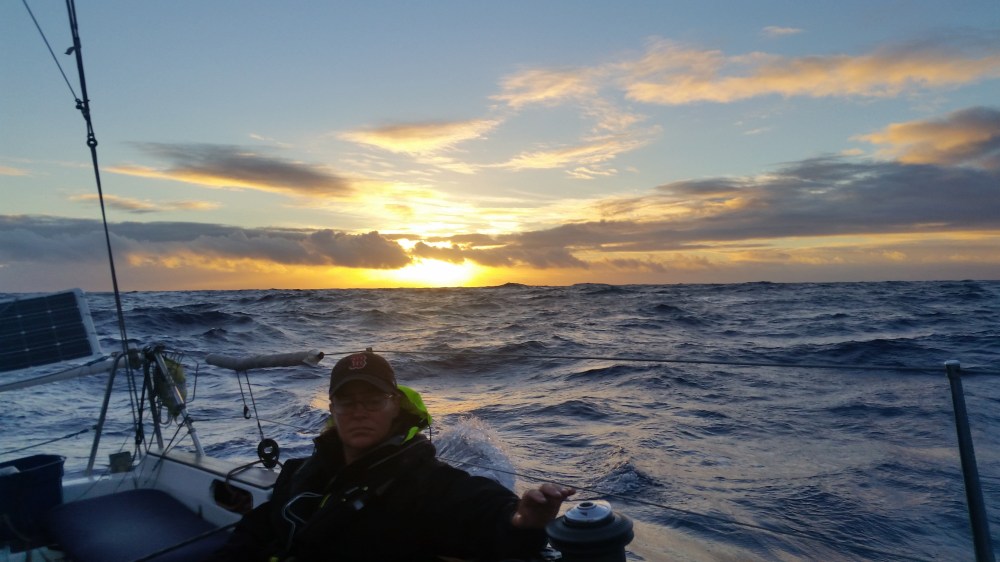 Avion_sunrise_zz_20160724_085306 (2)